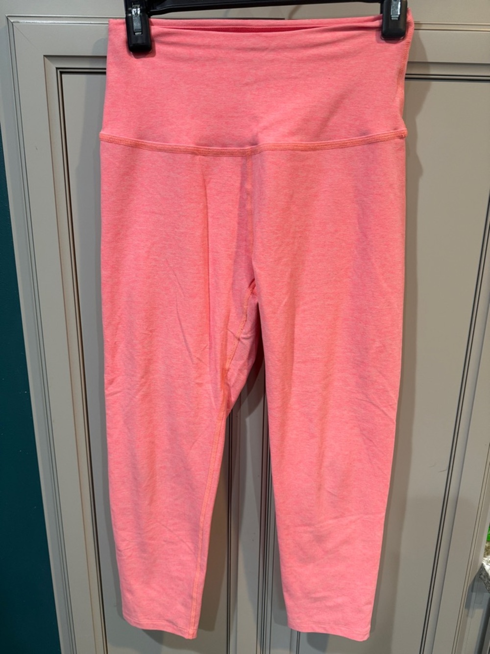 Beyond Yoga Coral Capri Leggings
